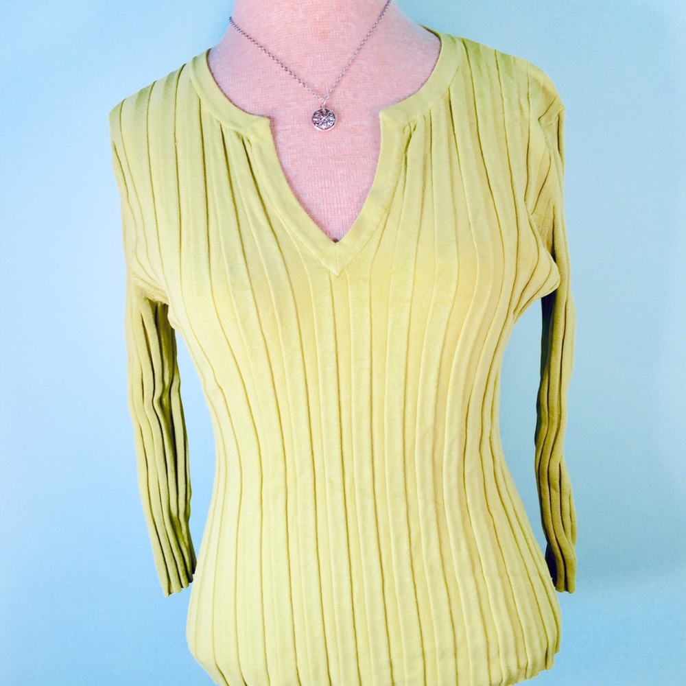 C’EST CITY SILK LIME SWEATER